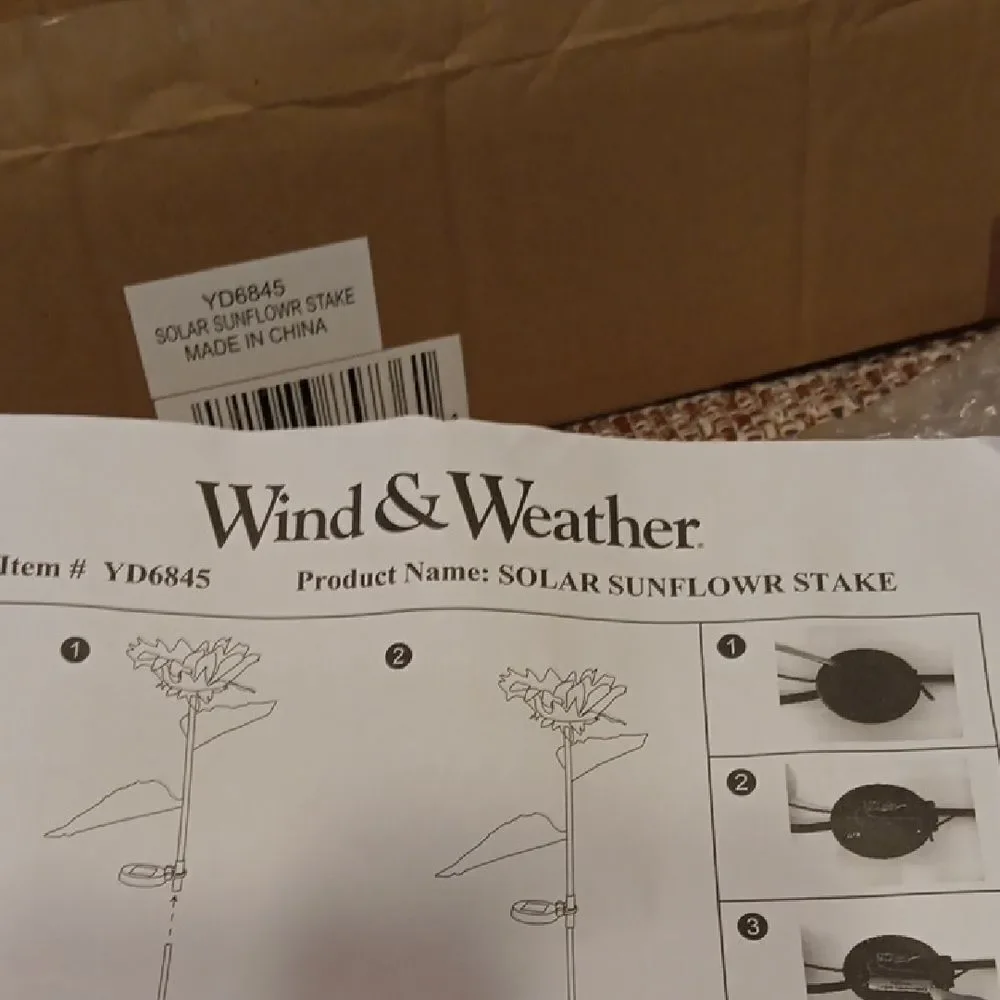 New LED Solar‎ Sunflower Stake Large Sunflower New In Box